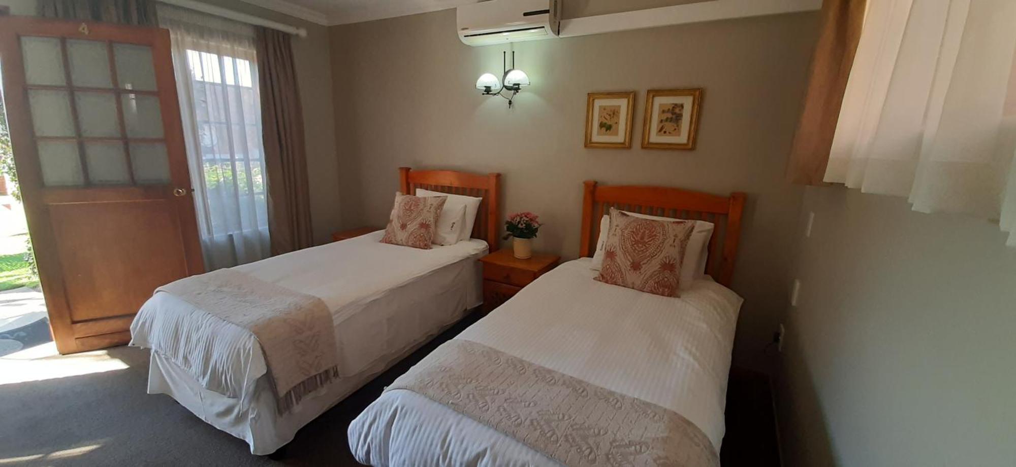 Van Dykshuis Guest House Heidelberg  Ngoại thất bức ảnh